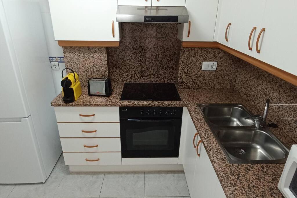 Apartamento céntrico en la playa con piscina. Peñíscola Exterior foto